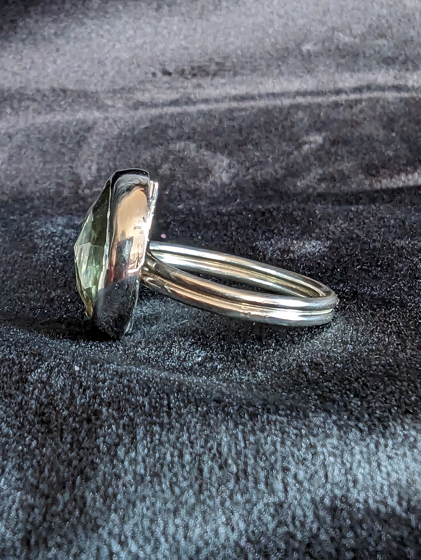 Sterling Silver Prasiolite Starlidescope Ring